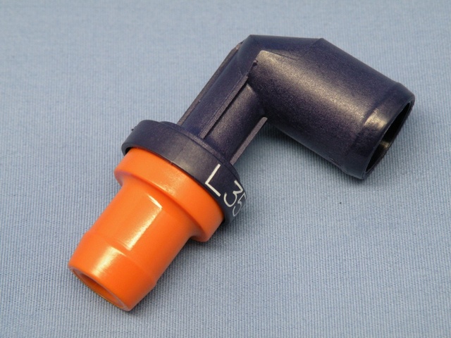 Клапан вентиляции картера (сапун) L35613890